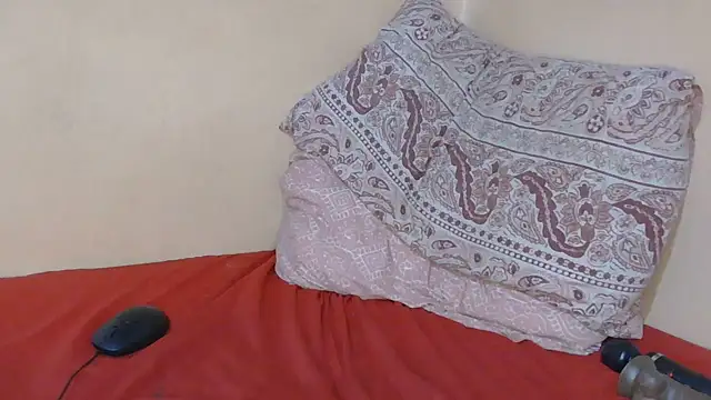 Snapshot of SexyEbonyPlaygirl chatting on 12.20.25 SexyEbonyPlaygirl online show from 12.20.25