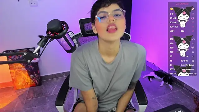 Snapshot of gooddess_isis chatting on 11.22.25 gooddess isis online show from 11.22.25