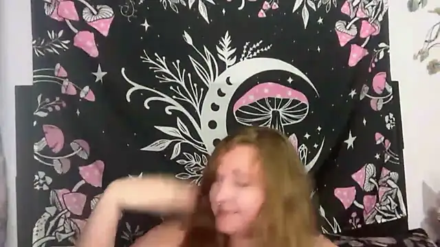 thickgingergoddess online show from 10.13.25