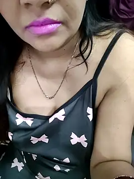 Snapshot of Mayuri77 chatting on 07.22.26 Mayuri77 online show from 07.22.26