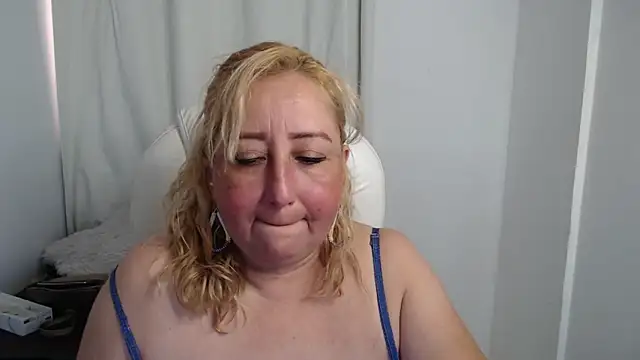 Xileny-Halliwey online show from 10.07.25