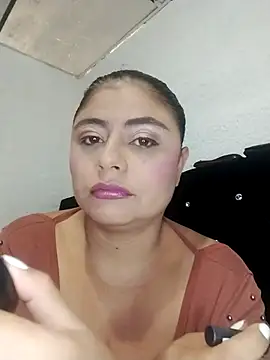 Snapshot of ElizabethWeil chatting on 09.15.25 ElizabethWeil online show from 09.15.25