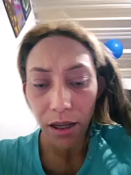 Snapshot of salome_drasin chatting on 06.10.26 salome drasin online show from 06.10.26