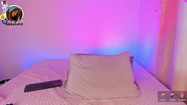 777AylinZ online show from 01.29.25