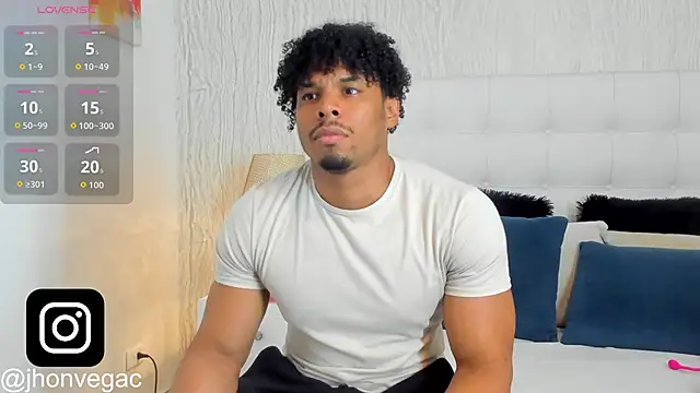 Jacub Micke1 online show from 10.18.25