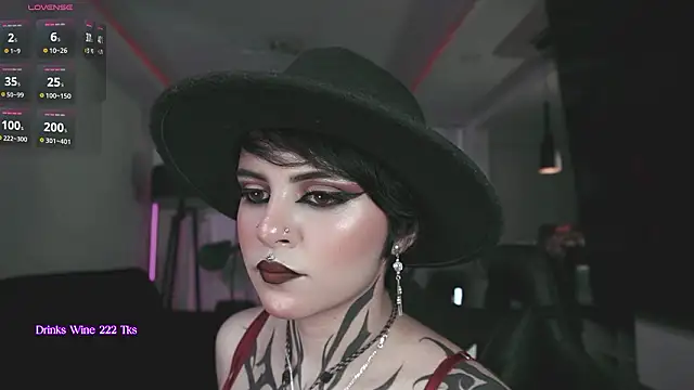 Snapshot of Trinity___s chatting on 03.05.26 Trinity s online show from 03.05.26