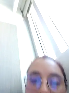 Snapshot of CURVY-HORNY chatting on 09.25.25 CURVY-HORNY online show from 09.25.25