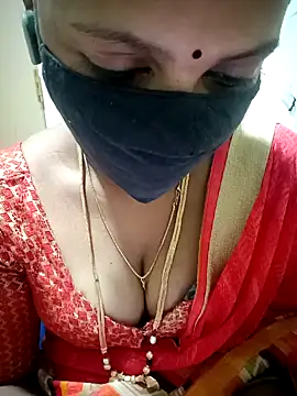 Snapshot of Cute-chinny chatting on 01.16.25 Cute-chinny online show from 01.16.25