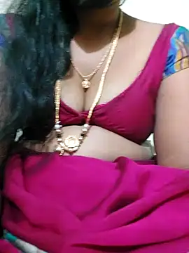 Snapshot of Cute-chinny chatting on 01.17.25 Cute-chinny online show from 01.17.25