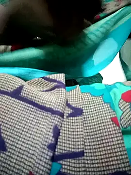 Snapshot of Cute-chinny chatting on 01.19.25 Cute-chinny online show from 01.19.25