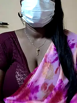 Snapshot of sheela28 chatting on 12.12.24 sheela28 online show from 12.12.24