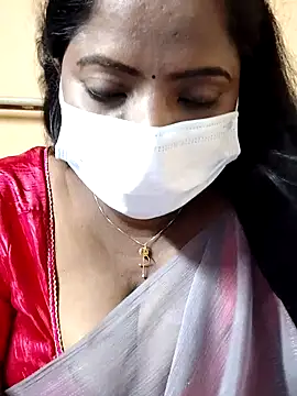 Snapshot of sheela28 chatting on 12.13.24 sheela28 online show from 12.13.24