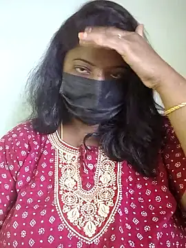 Snapshot of sheela28 chatting on 10.05.25 sheela28 online show from 10.05.25