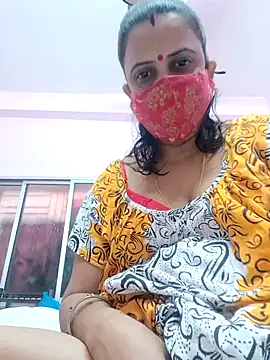 Snapshot of Cute-manisha chatting on 01.18.25 Cute-manisha online show from 01.18.25