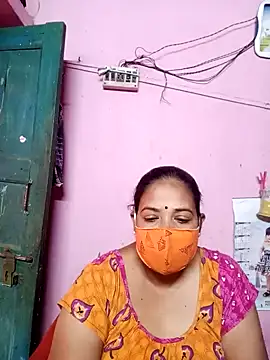 Snapshot of Hotty-rumi chatting on 01.30.25 Hotty-rumi online show from 01.30.25