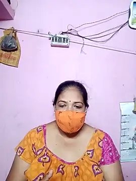 Snapshot of Hotty-rumi chatting on 02.06.25 Hotty-rumi online show from 02.06.25