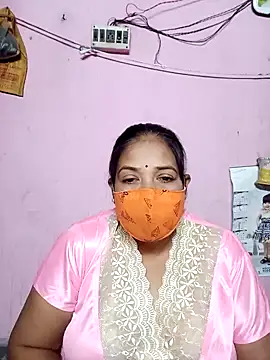 Snapshot of Hotty-rumi chatting on 02.07.25 Hotty-rumi online show from 02.07.25