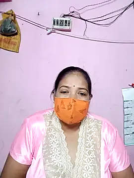 Snapshot of Hotty-rumi chatting on 02.08.25 Hotty-rumi online show from 02.08.25