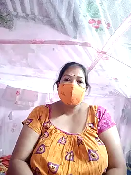 Snapshot of Hotty-rumi chatting on 02.09.25 Hotty-rumi online show from 02.09.25