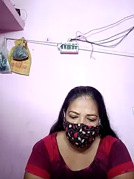 Snapshot of Hotty-rumi chatting on 02.13.25 Hotty-rumi online show from 02.13.25