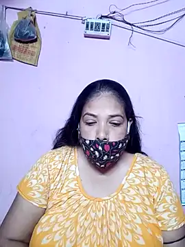 Snapshot of Hotty-rumi chatting on 02.16.25 Hotty-rumi online show from 02.16.25