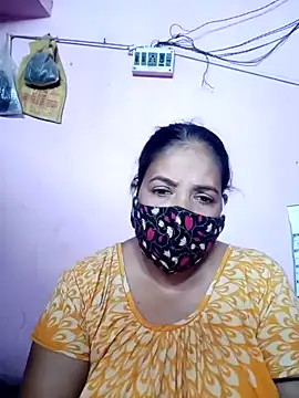 Snapshot of Hotty-rumi chatting on 02.16.25 Hotty-rumi online show from 02.16.25