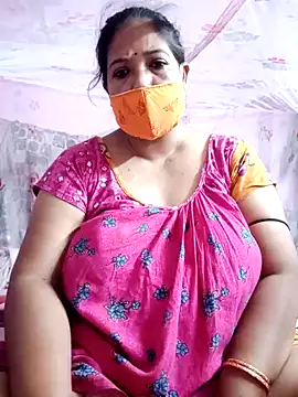 Snapshot of Hotty-rumi chatting on 02.20.25 Hotty-rumi online show from 02.20.25