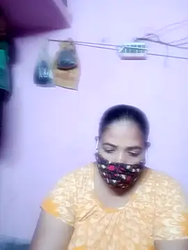 Snapshot of Hotty-rumi chatting on 02.20.25 Hotty-rumi online show from 02.20.25