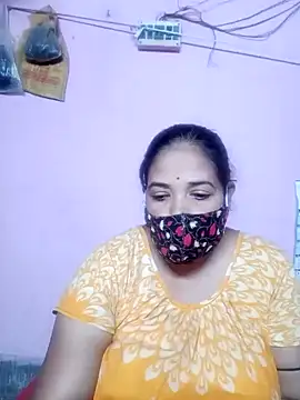 Snapshot of Hotty-rumi chatting on 02.20.25 Hotty-rumi online show from 02.20.25