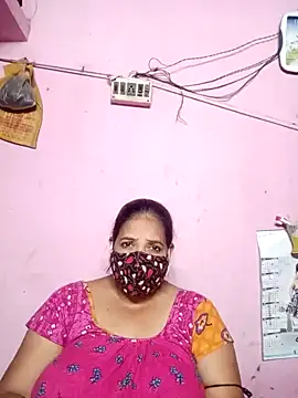 Snapshot of Hotty-rumi chatting on 02.22.25 Hotty-rumi online show from 02.22.25