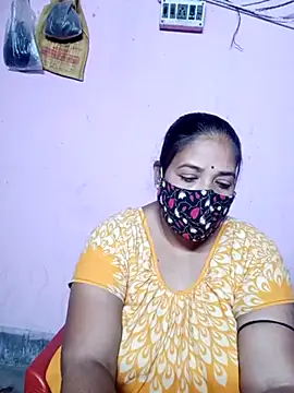 Snapshot of Hotty-rumi chatting on 02.23.25 Hotty-rumi online show from 02.23.25