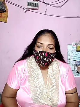 Snapshot of Hotty-rumi chatting on 02.26.25 Hotty-rumi online show from 02.26.25