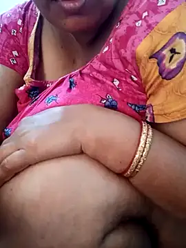 Snapshot of Hotty-rumi chatting on 02.27.25 Hotty-rumi online show from 02.27.25