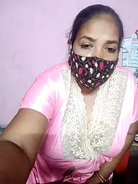 Snapshot of Hotty-rumi chatting on 02.27.25 Hotty-rumi online show from 02.27.25