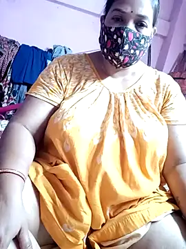 Snapshot of Hotty-rumi chatting on 03.14.25 Hotty-rumi online show from 03.14.25