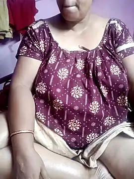 Snapshot of Hotty-rumi chatting on 09.23.25 Hotty-rumi online show from 09.23.25