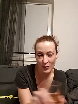 Snapshot of IsabellaLuiXXX chatting on 12.11.24 IsabellaLuiXXX online show from 12.11.24