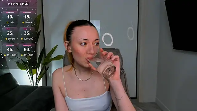 Maddy Garcia online show from 02.27.25