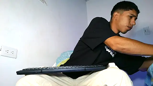 maximo vega newv online show from 03.12.26