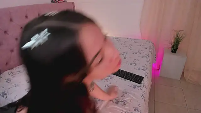 Snapshot of Lia_Sweett_ chatting on 02.10.26 Lia Sweett online show from 02.10.26