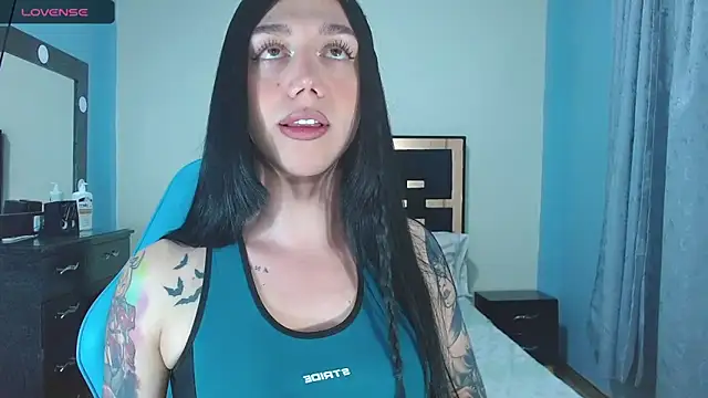 Snapshot of karla_zambrano chatting on 11.09.25 karla zambrano online show from 11.09.25