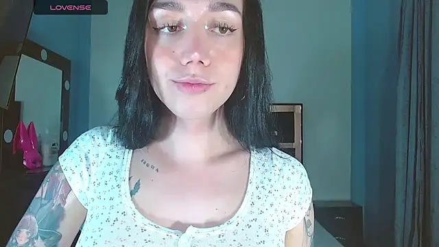 Snapshot of karla_zambrano chatting on 01.15.26 karla zambrano online show from 01.15.26