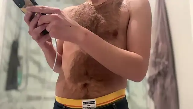 Snapshot of 69woodinson chatting on 12.02.25 69woodinson online show from 12.02.25