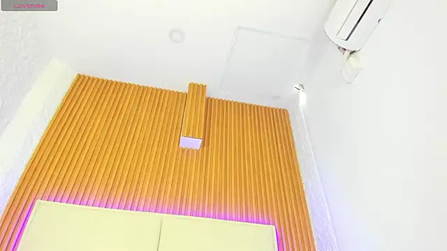 aggy castel online show from 01.16.26