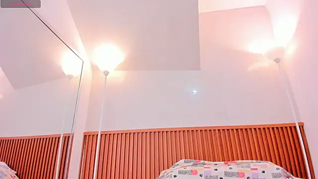 aggy castel online show from 02.21.26