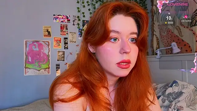 Snapshot of Penny_Staaar chatting on 05.07.26 Penny Staaar online show from 05.07.26