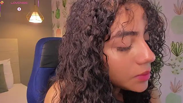 yaya23x online show from 11.06.25