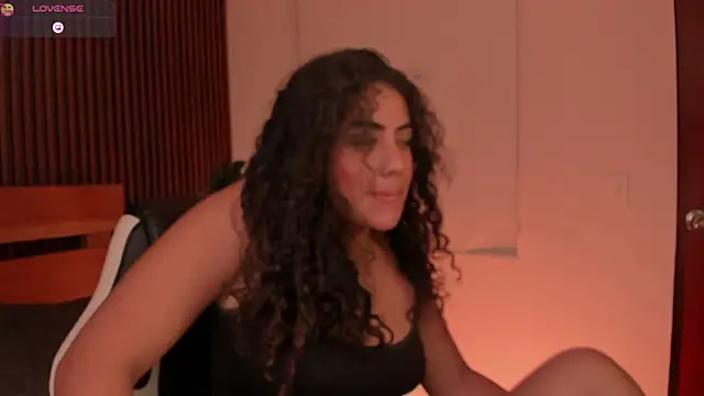 Snapshot of yaya23x chatting on 02.26.26 yaya23x online show from 02.26.26