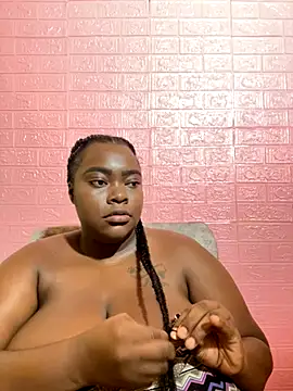 Snapshot of ReaGrant chatting on 10.12.25 ReaGrant online show from 10.12.25