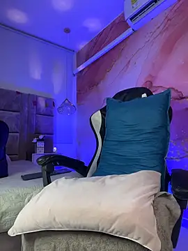 Snapshot of JoshMillerr_ chatting on 03.08.26 JoshMillerr online show from 03.08.26